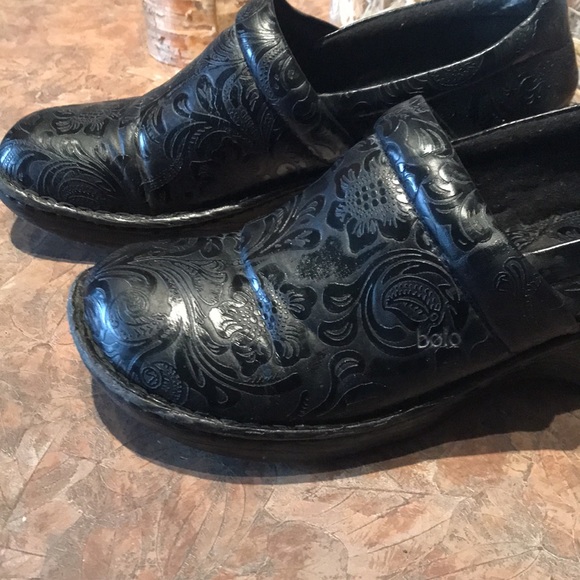 BOLO black paisley print slip on clogs - Picture 4 of 11